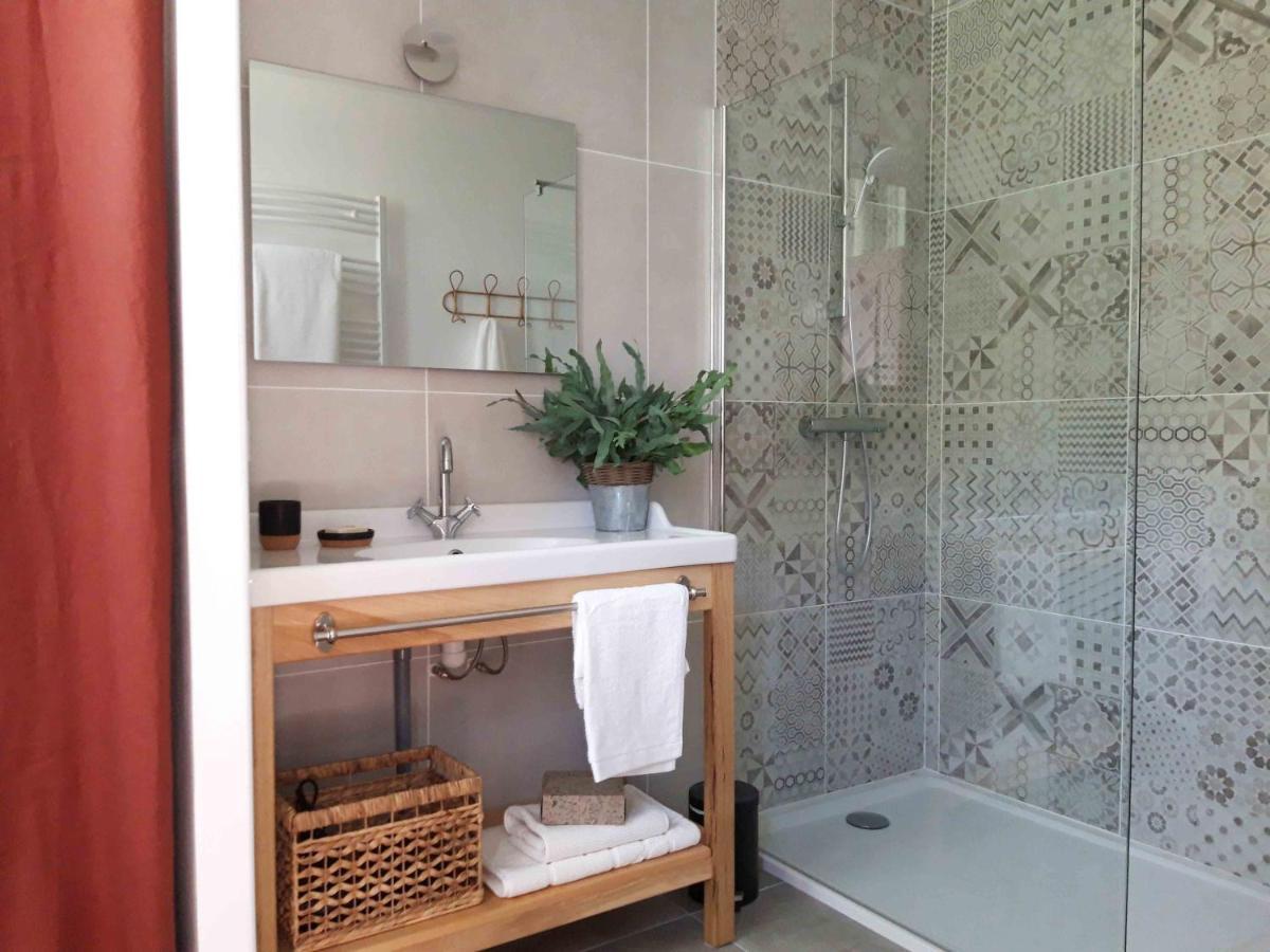 Maison Chemin, Chambres D'Hotes A 阿姆博斯 外观 照片