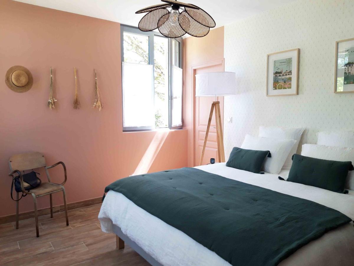 Maison Chemin, Chambres D'Hotes A 阿姆博斯 外观 照片