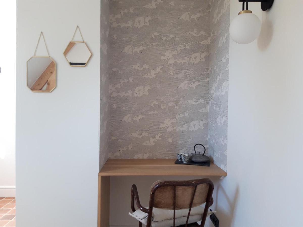 Maison Chemin, Chambres D'Hotes A 阿姆博斯 外观 照片