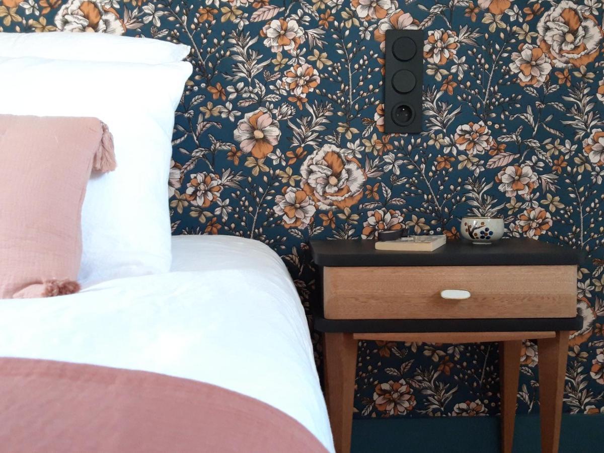 Maison Chemin, Chambres D'Hotes A 阿姆博斯 外观 照片