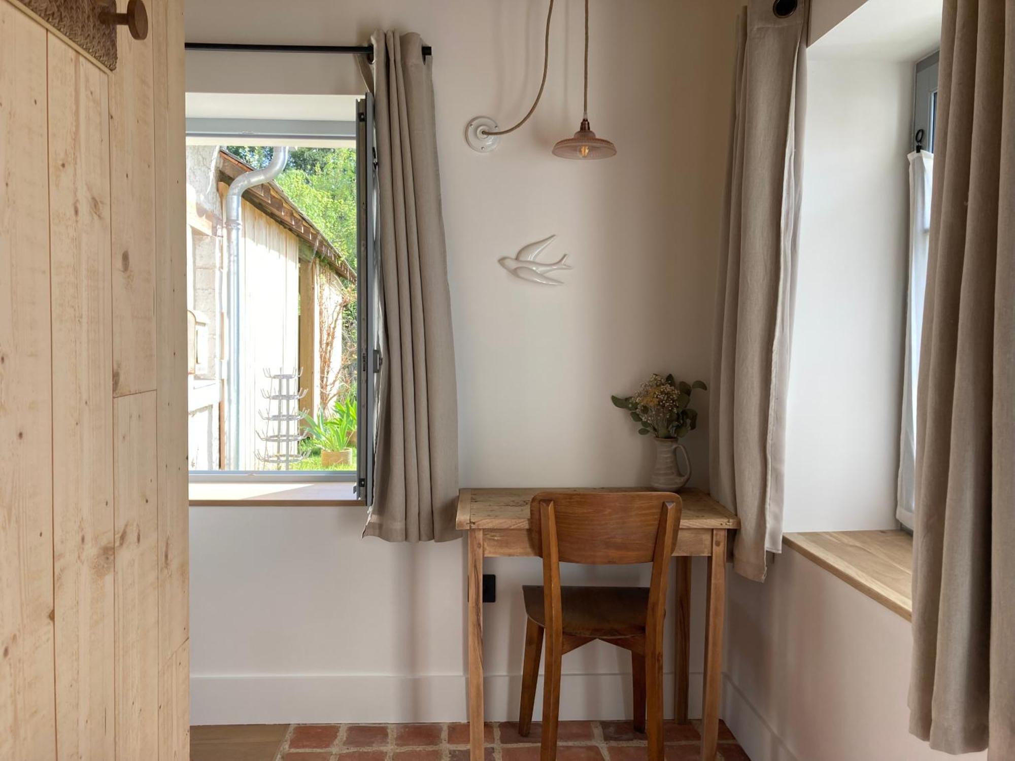 Maison Chemin, Chambres D'Hotes A 阿姆博斯 外观 照片